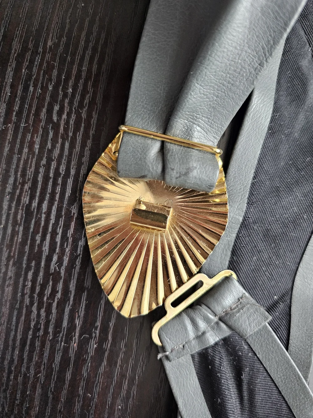 Vintage 80s Gray Wide Stretch Belt Gold Sunburst Statement Buckle Retro Belt
